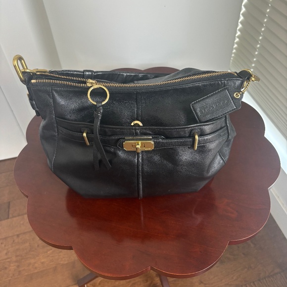 VINTAGE Coach Tote with Gold Accents (2011) - Picture 3 of 7